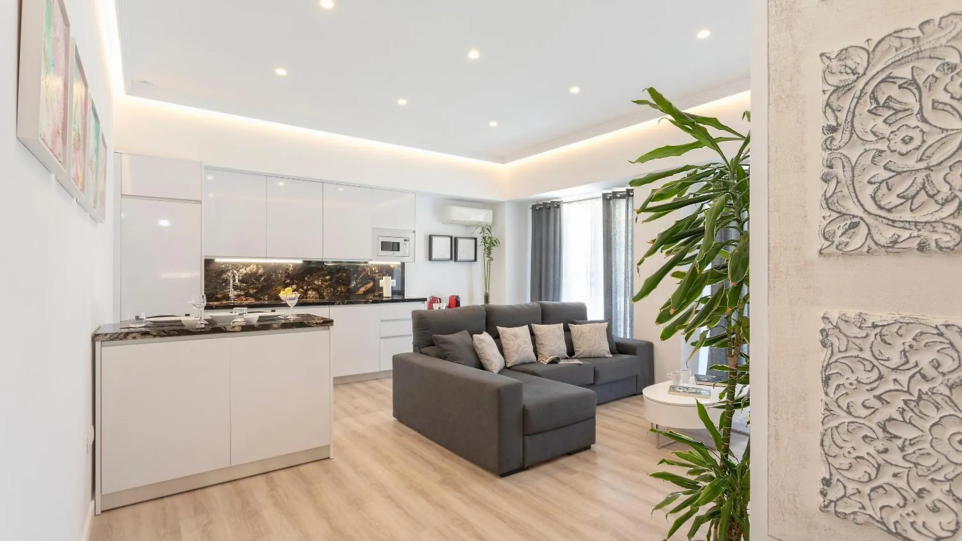 Precioso Apartamento Con Terraza En La Nogalera By Rent Me Torremolinos Apartment