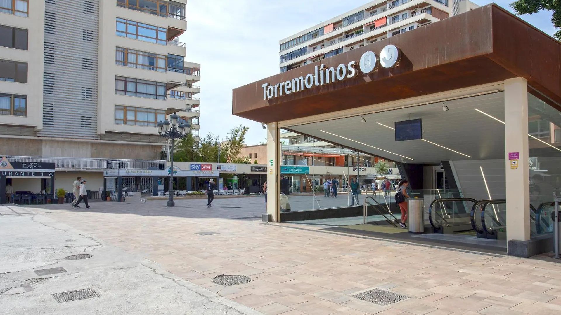 Precioso Apartamento Con Terraza En La Nogalera By Rent Me Torremolinos