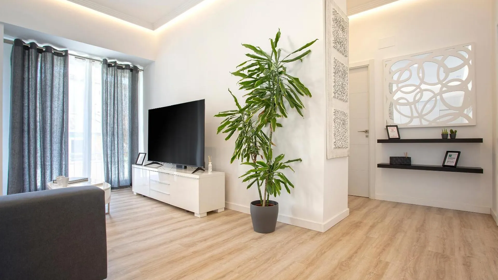 Precioso Apartamento Con Terraza En La Nogalera By Rent Me Torremolinos Spanien